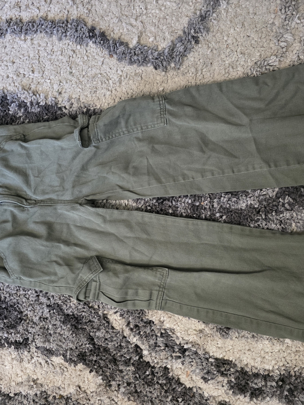 Old Navy Olive Green Cargo Pants